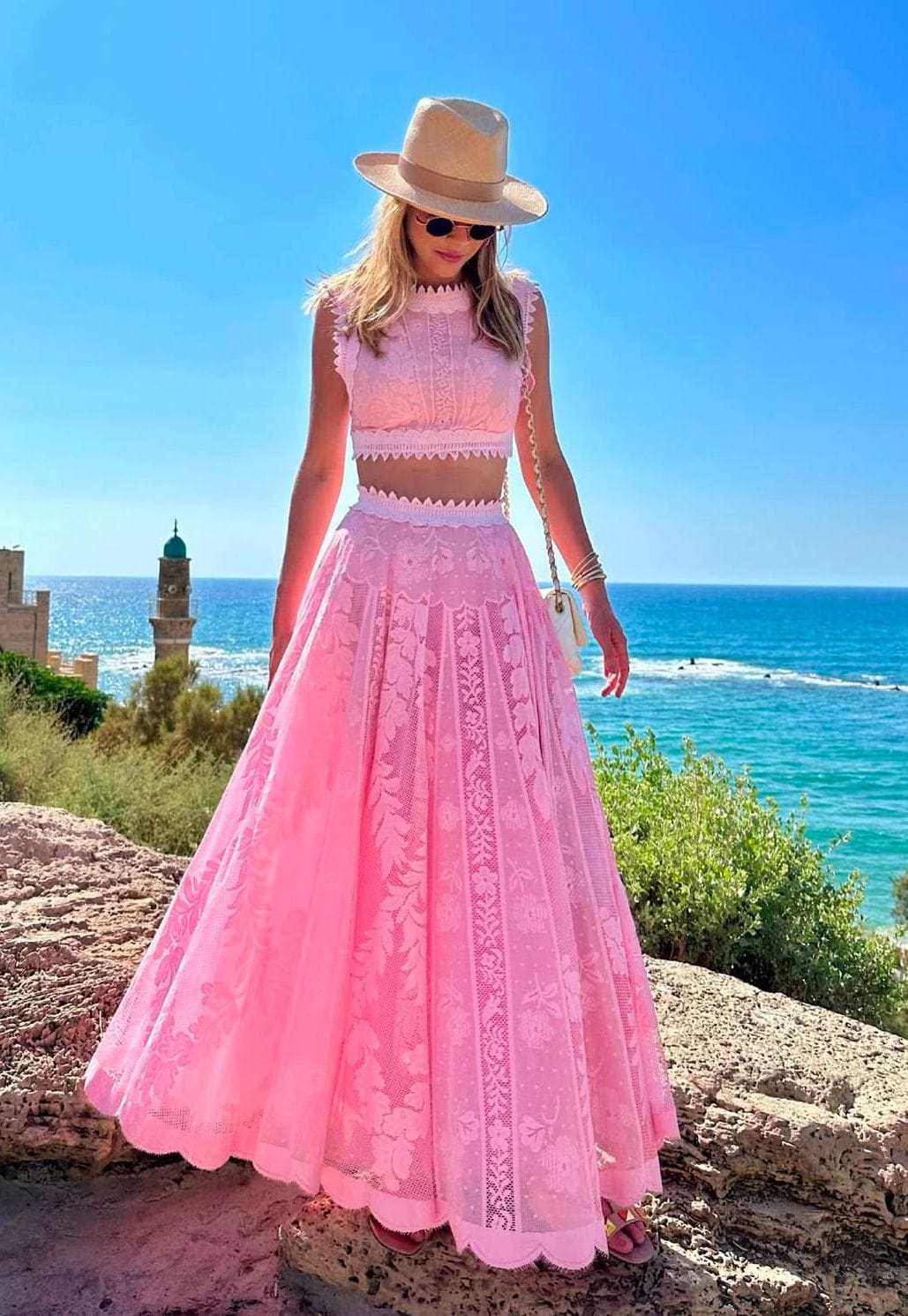 Selecione abaixo qual artista/influenciadora se conecta com a sua forma de se vestir: